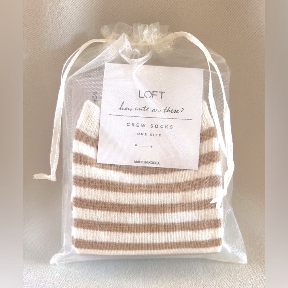 LOFT Perfect Camel Striped Crew Socks + Gold Toned Hammered Tear Drop Earrings - Picture 4 of 5